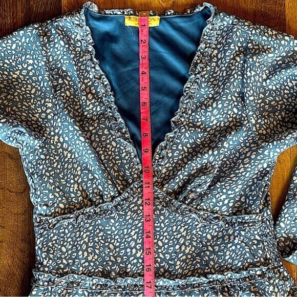 Rebellion Bohemian Plunging V-Neckline Blue Colored Maxi Dress Size Medium - Picture 11 of 15